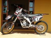 crf 250 2009 oficial , moto  de menina , fina